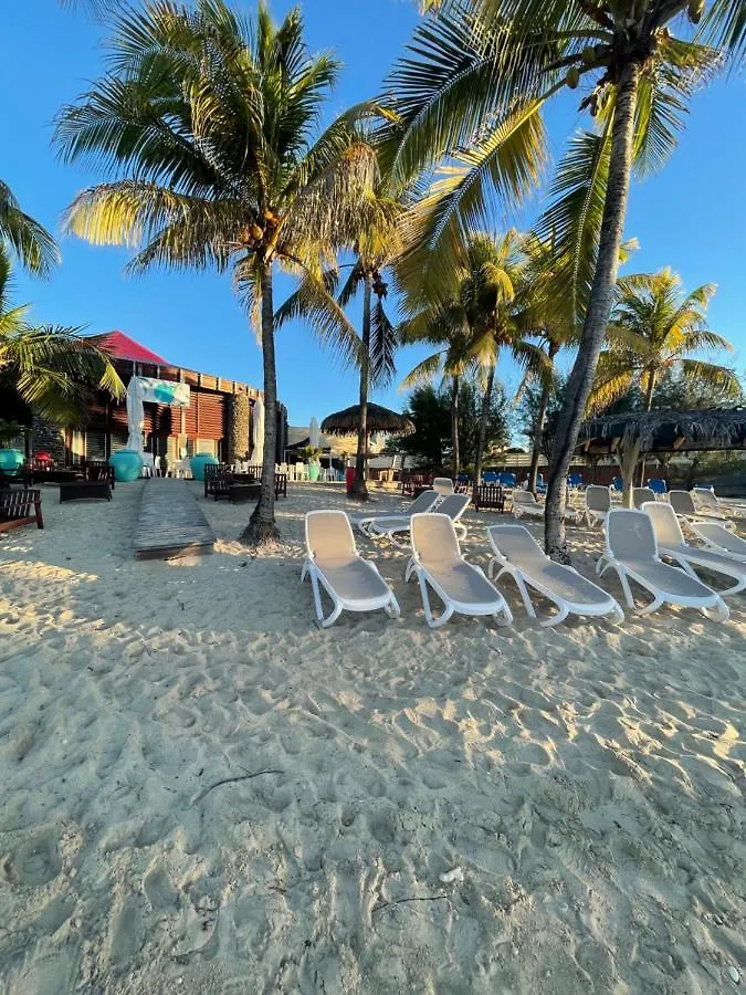 Studio 25 M Manganao Joela 4 Personnes Avec Machine A Laver (Adults Only) Saint-Francois  0*, Saint-Francois (Grande-Terre)