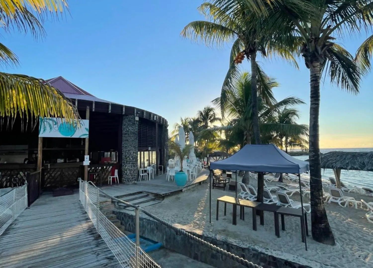 Hotel Studio 25 M Manganao Joela 4 Personnes Avec Machine A Laver (Adults Only) Saint-Francois